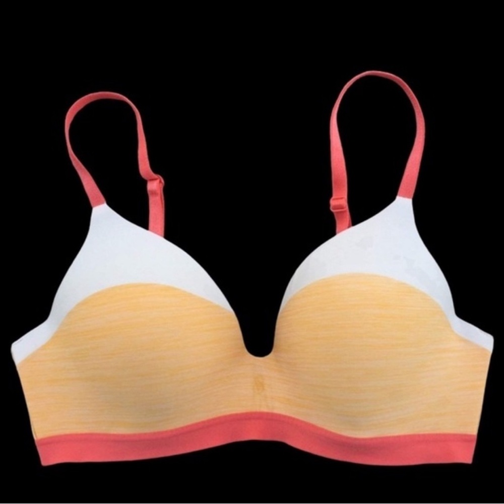 Victoria's Secret Lightly Lined Wireless Bra 32b